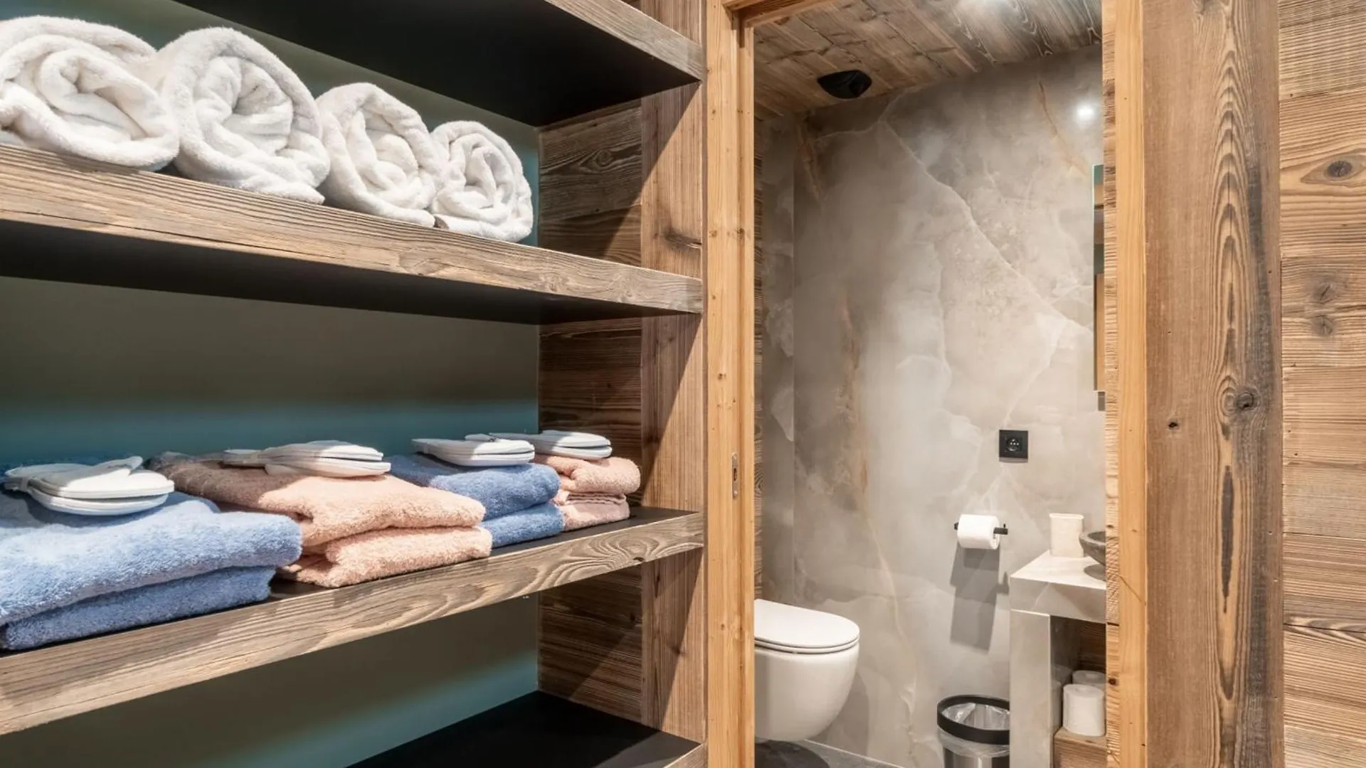 Chalet De Luxe Aux Gets - 5 Chambres, Jacuzzi, Animaux Acceptes, Parking - Fr-1-671-282 Les Gets
