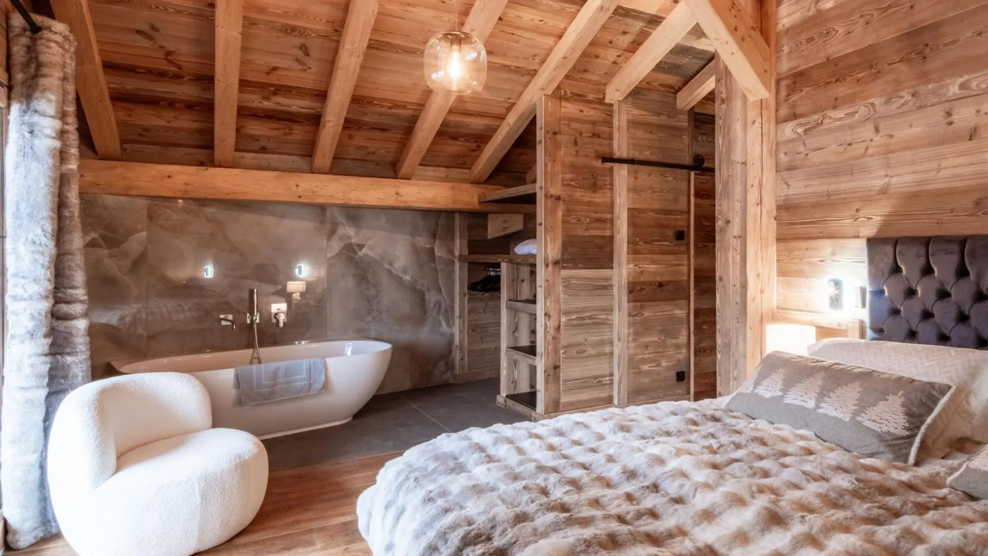 Chalet De Luxe Aux Gets - 5 Chambres, Jacuzzi, Animaux Acceptes, Parking - Fr-1-671-282 Les Gets